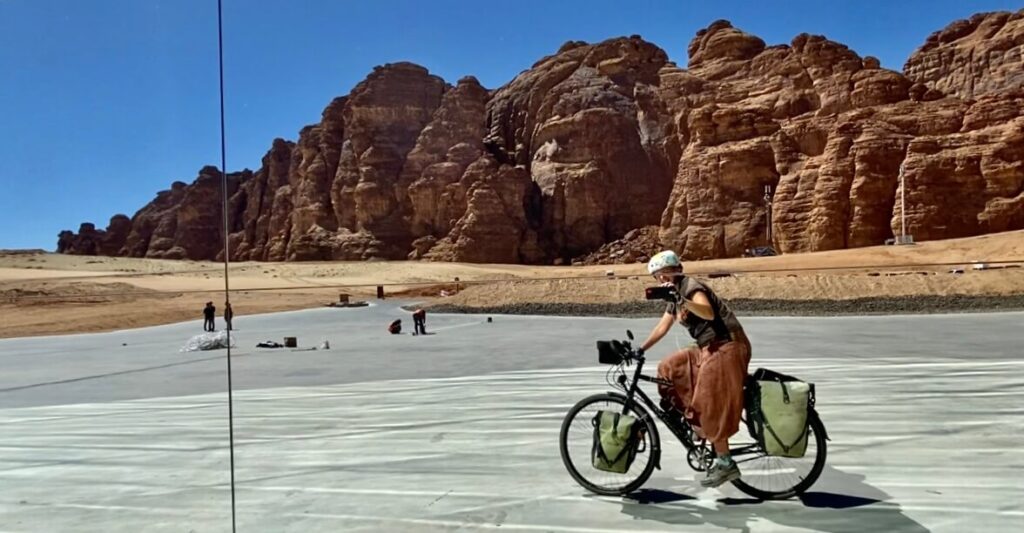 Solo Sister Cycles Saudi Arabia Hels on Wheels