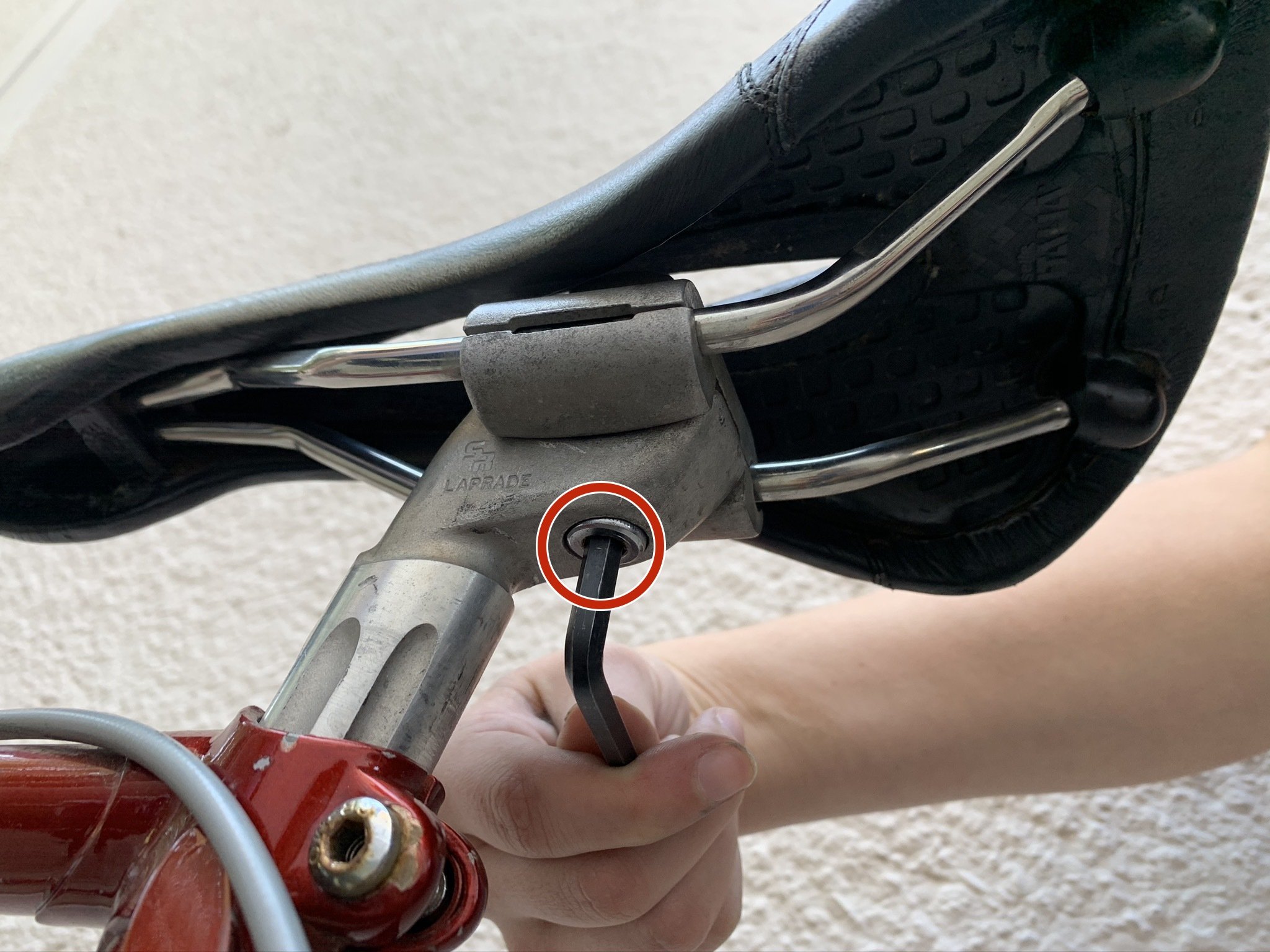 How to Change Bicycle Seat