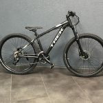 26 Inch Trek Mountain Bike: Trail-Blazing Performance